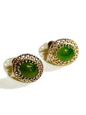 Vintage 1950s Jade Sterling Silver Gold Wash Screw back Earrings